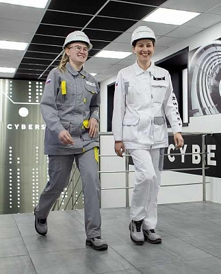 CYBERSTEEL – команда специалистов с высокой квалификацией и многолетней технологической экспертизой
